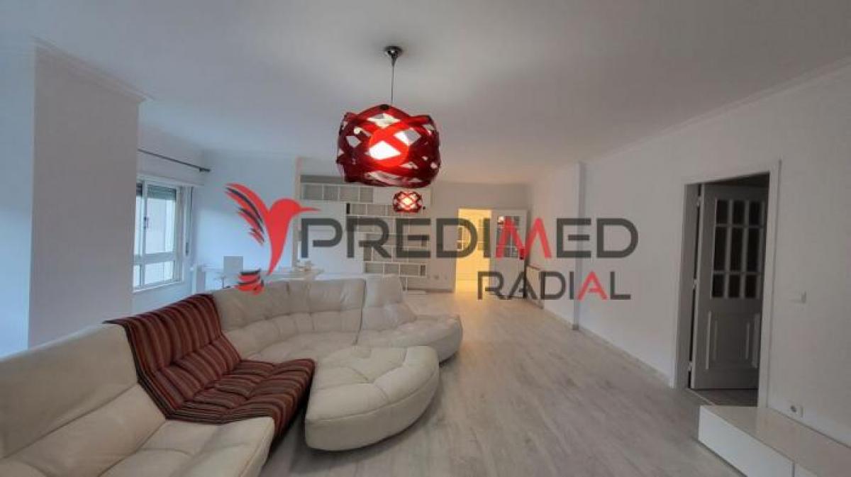 Picture of Apartment For Sale in Sintra, Estremadura, Portugal