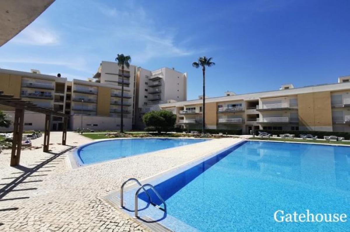 Picture of Apartment For Sale in Vilamoura, Algarve, Portugal