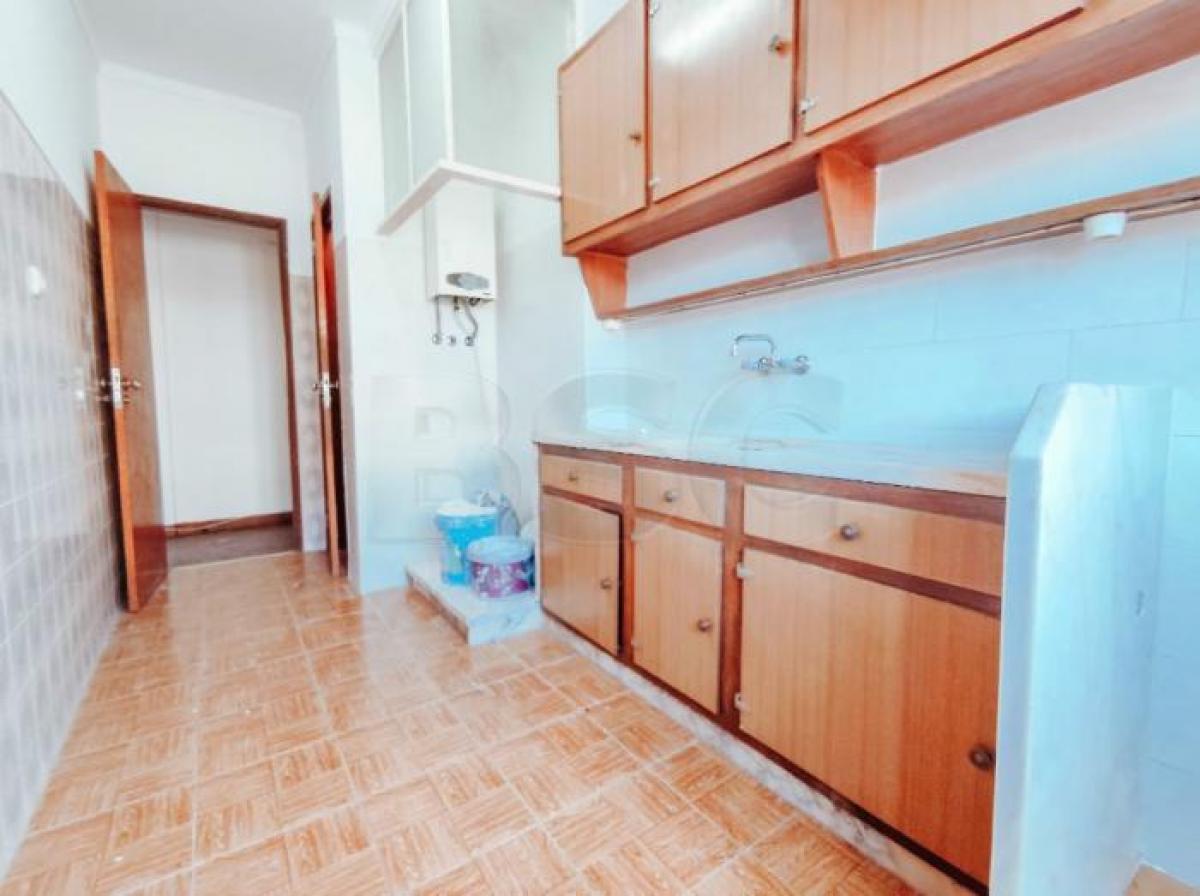 Picture of Apartment For Sale in Sintra, Estremadura, Portugal