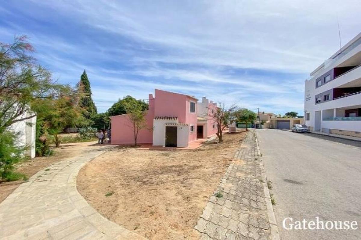 Picture of Villa For Sale in Lagos, Algarve, Portugal