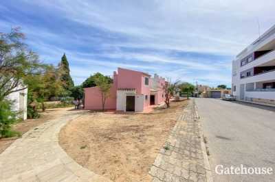 Villa For Sale in Lagos, Portugal