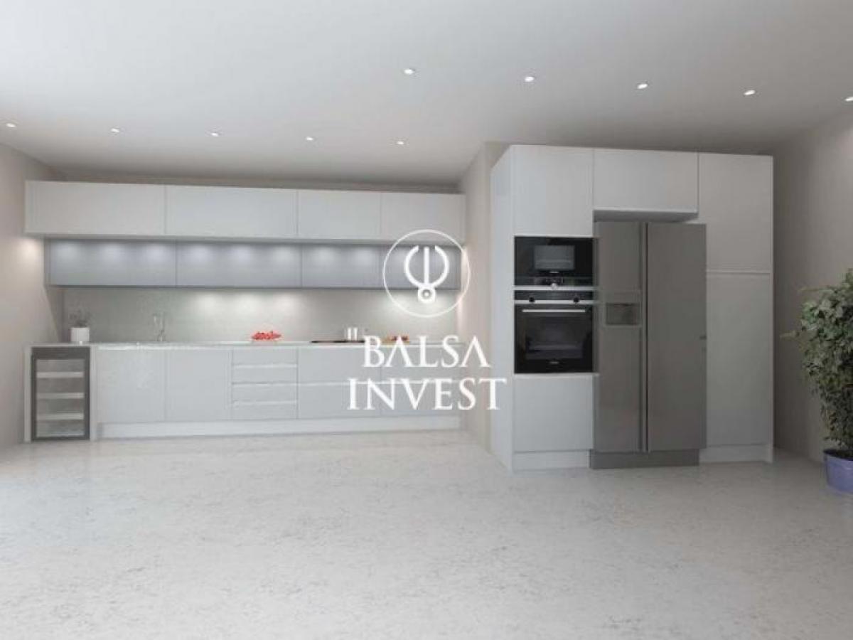 Picture of Apartment For Sale in Faro, Algarve, Portugal