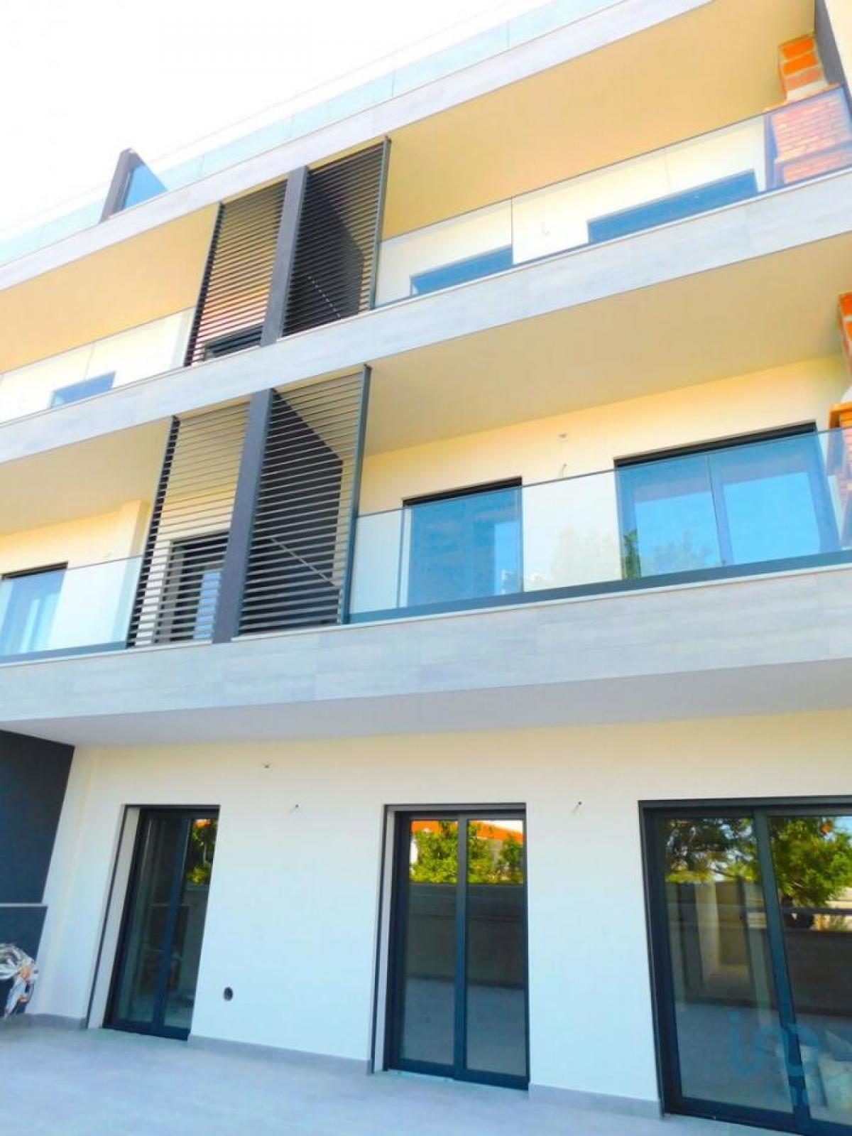 Picture of Apartment For Sale in Faro, Algarve, Portugal