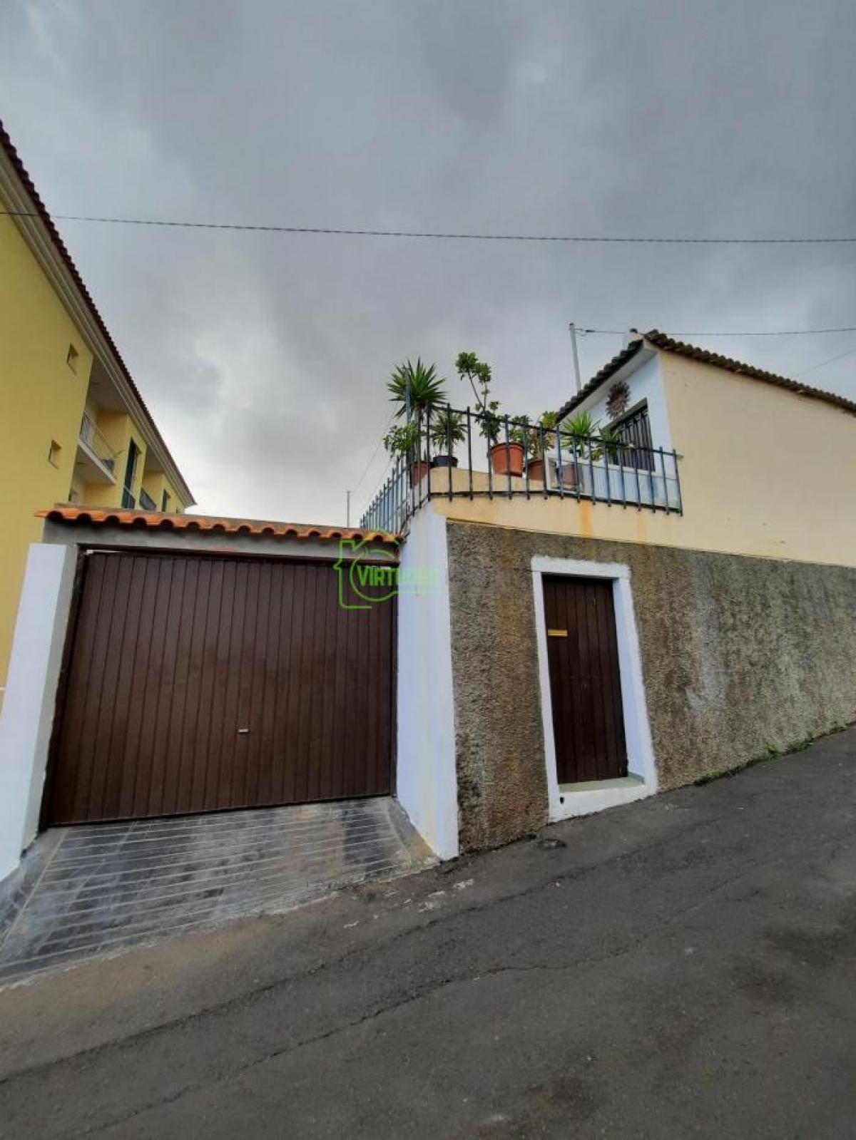 Picture of Home For Sale in Santa Cruz, Madeira, Portugal