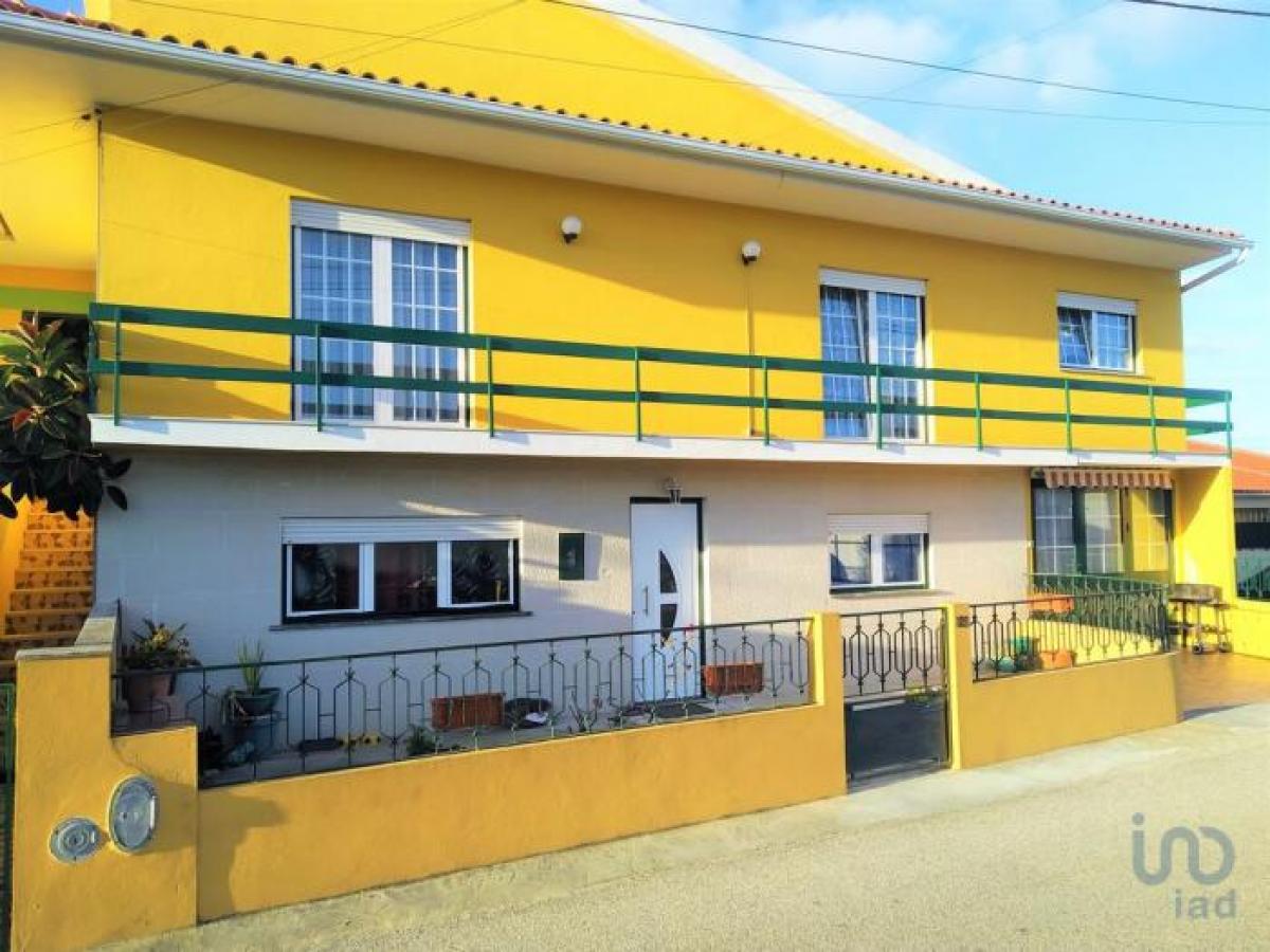 Picture of Apartment For Sale in Leiria, Beira, Portugal