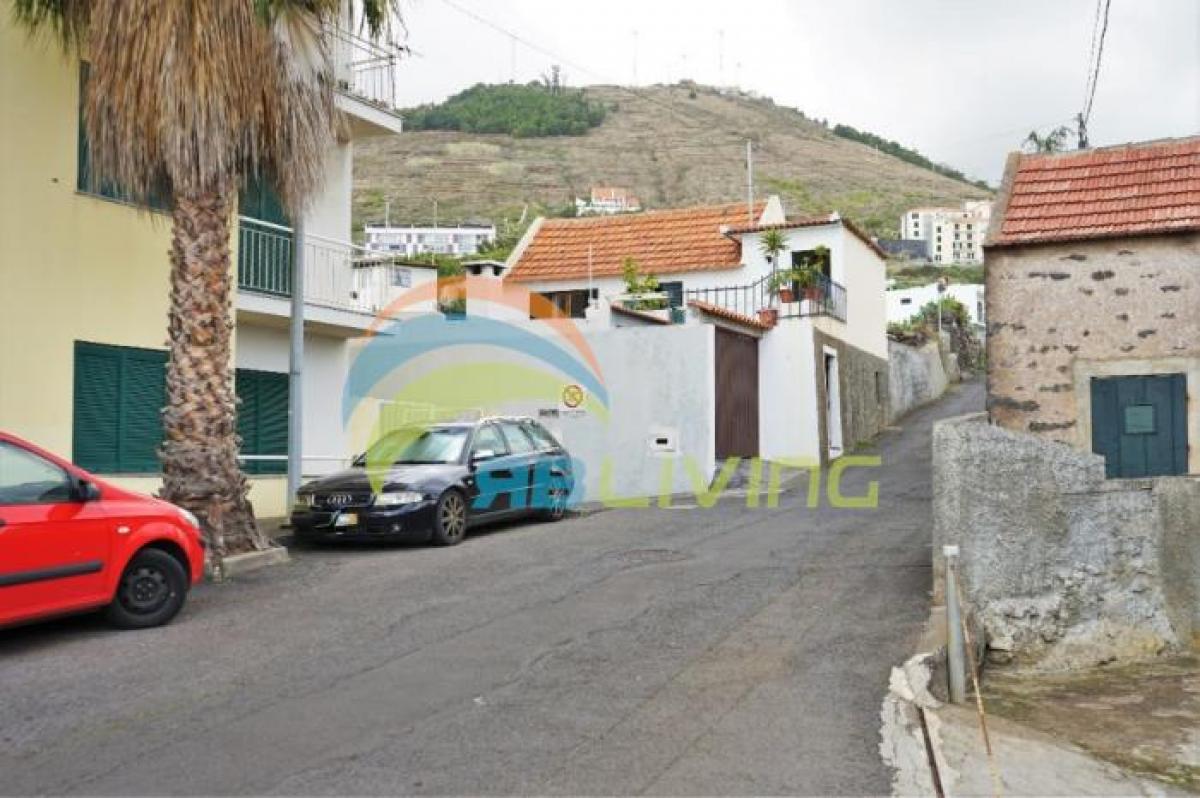 Picture of Home For Sale in Santa Cruz, Madeira, Portugal
