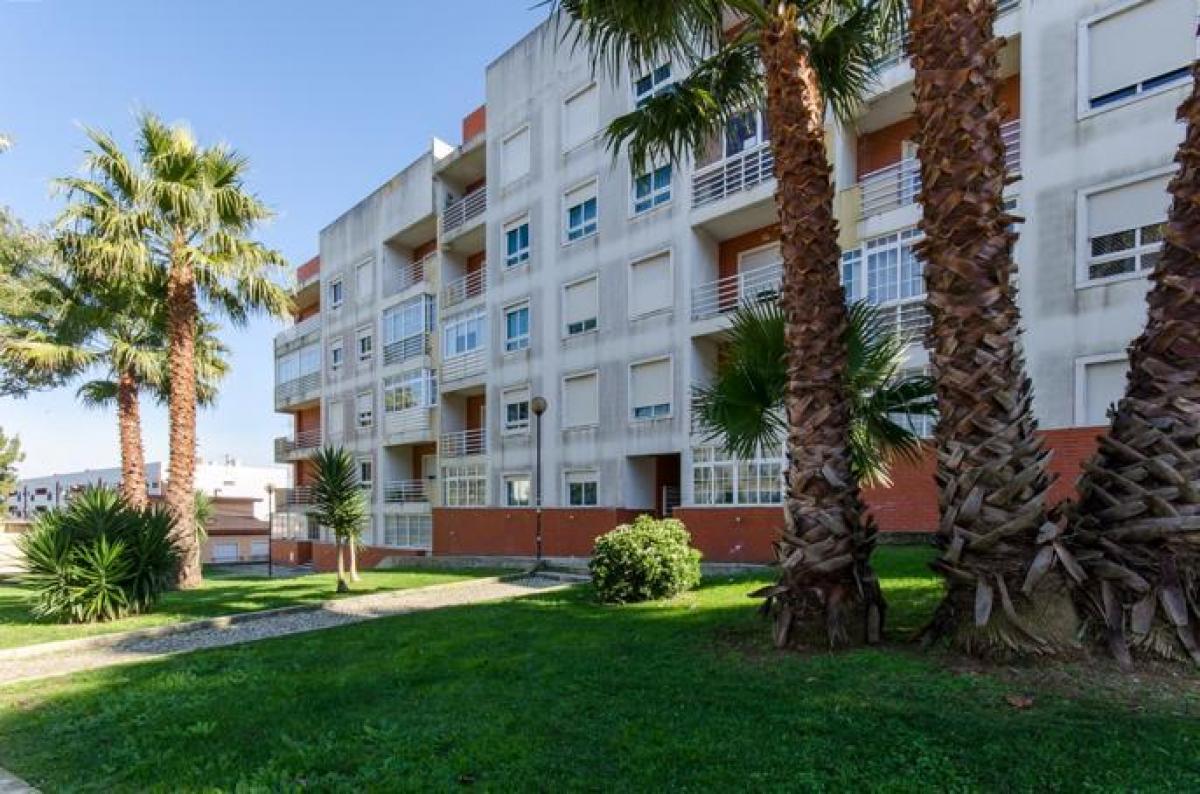 Picture of Apartment For Sale in Lisboa, Lisboa, Portugal