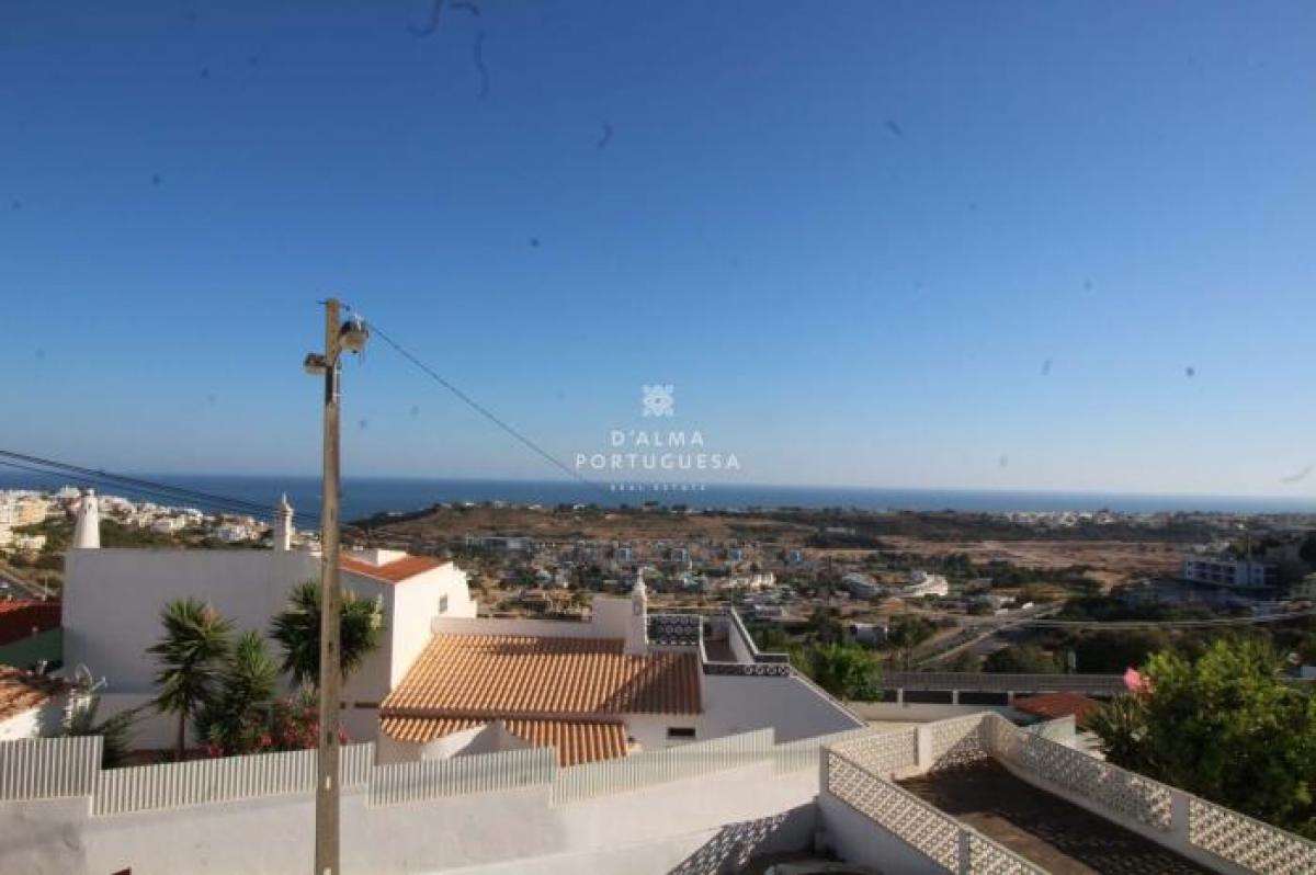 Picture of Apartment For Sale in Albufeira, Algarve, Portugal