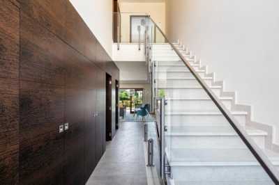 Villa For Sale in Lagoa, Portugal