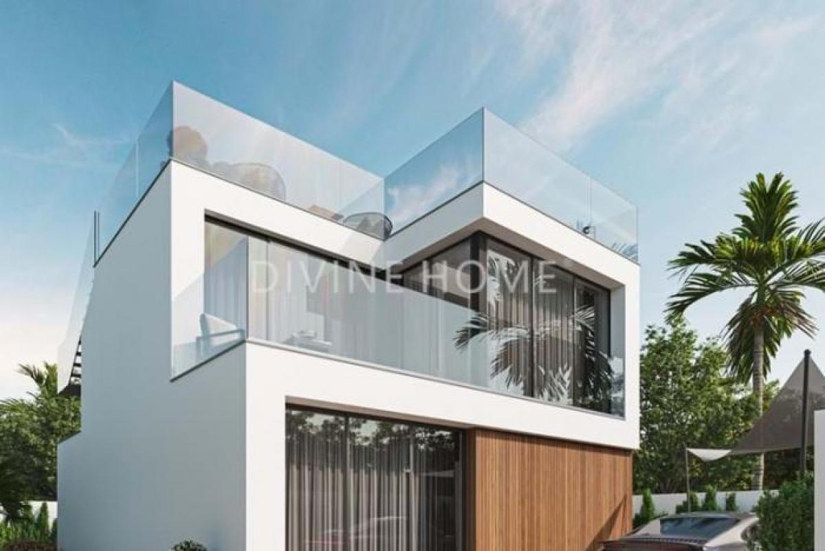 Picture of Villa For Sale in Albufeira, Algarve, Portugal