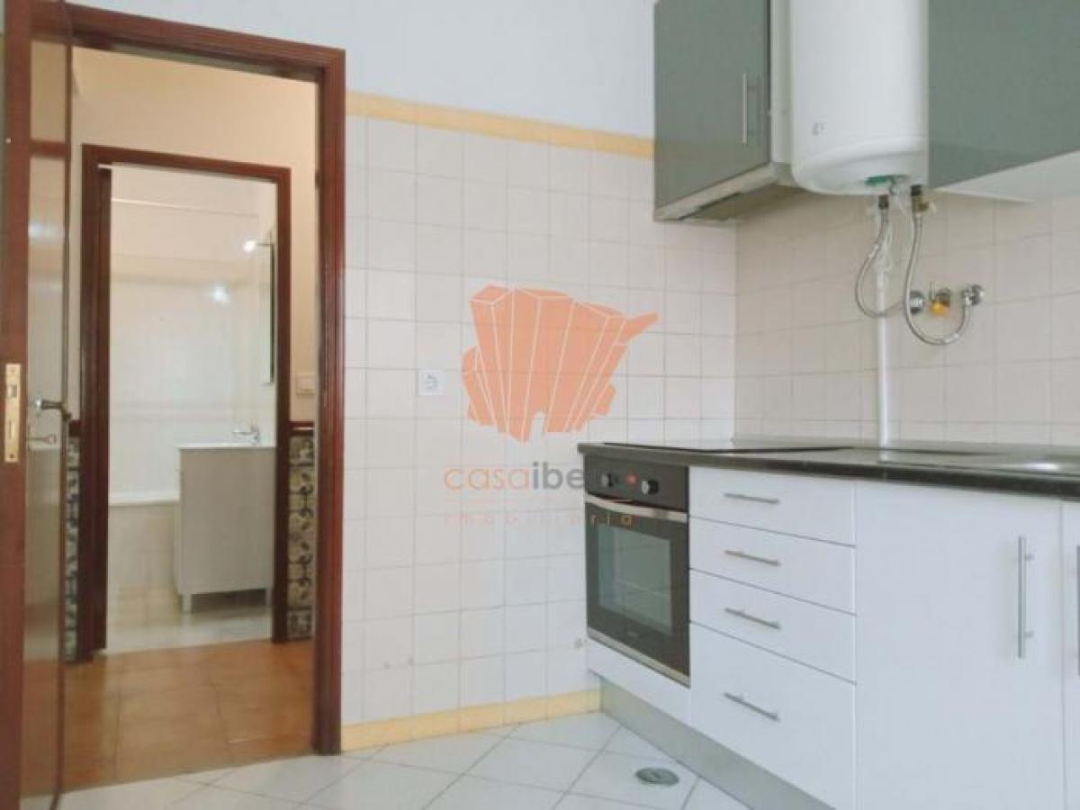 Picture of Apartment For Sale in Sintra, Estremadura, Portugal
