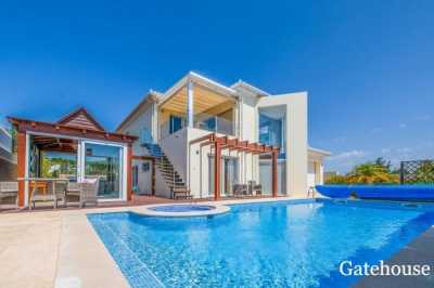 Villa For Sale in 
