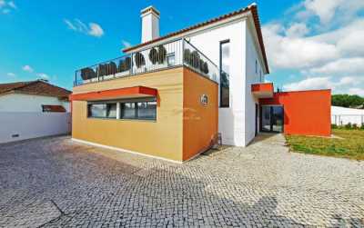 Villa For Sale in Cascais, Portugal