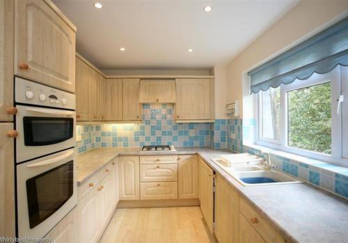 Picture of Apartment For Rent in Marlow, Buckinghamshire, United Kingdom