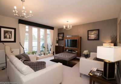 Apartment For Rent in Marlow, United Kingdom