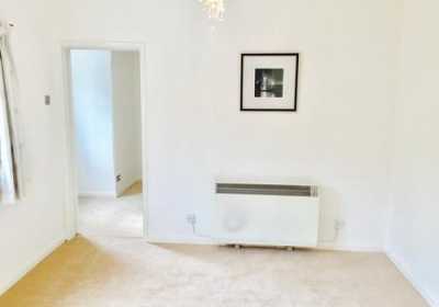 Apartment For Sale in Maidenhead, United Kingdom