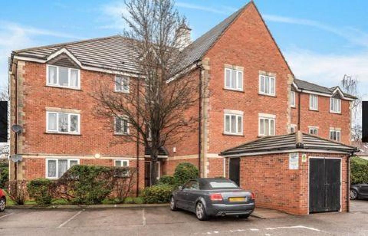 Picture of Home For Sale in London, Greater London, United Kingdom