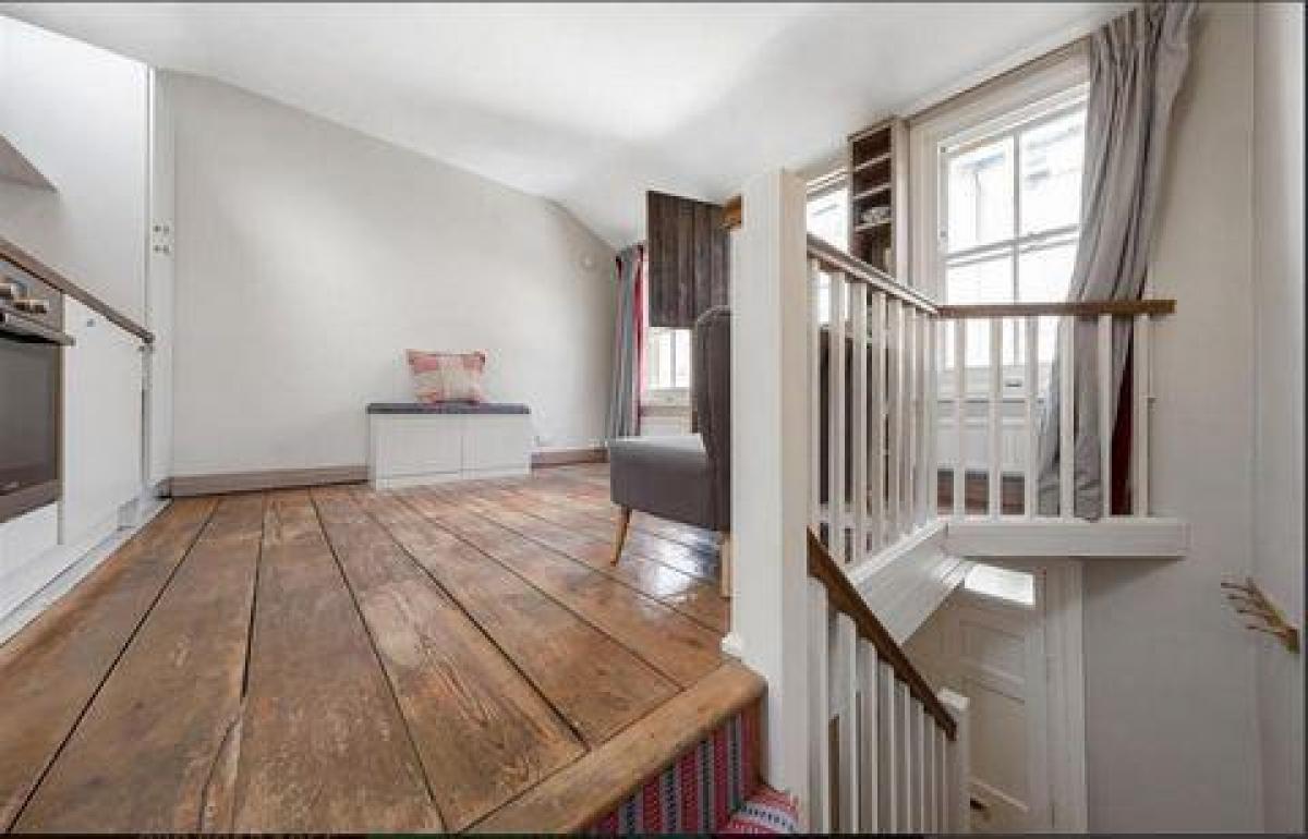 Picture of Home For Sale in London, Greater London, United Kingdom