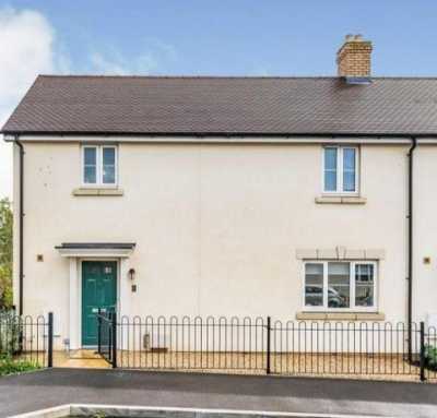 Home For Sale in Witney, United Kingdom