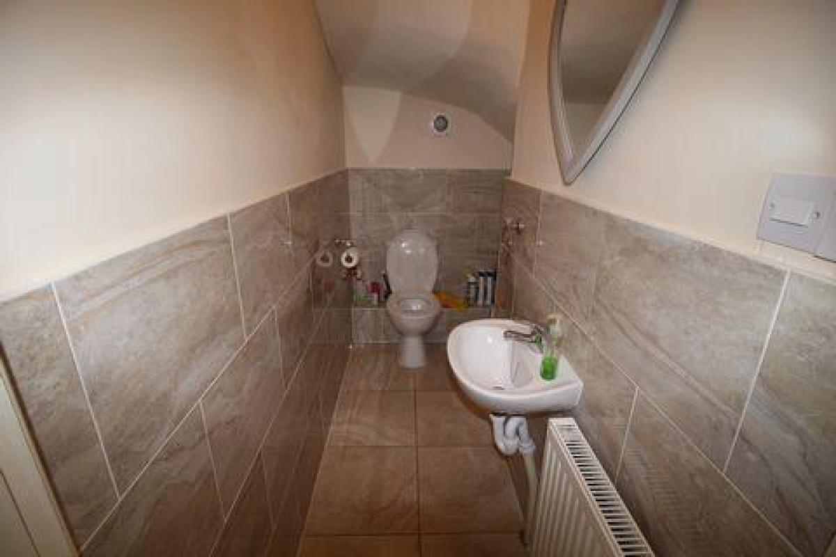 Picture of Home For Sale in Gravesend, Kent, United Kingdom