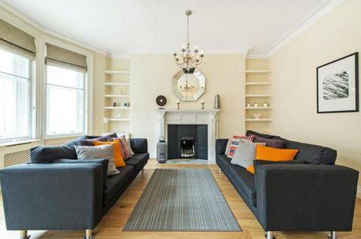 Picture of Condo For Sale in London, Greater London, United Kingdom