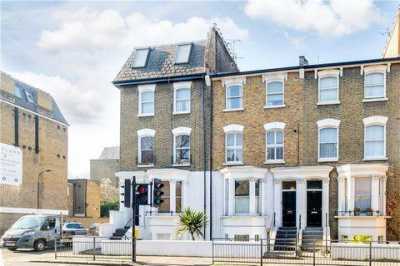 Condo For Sale in London, United Kingdom