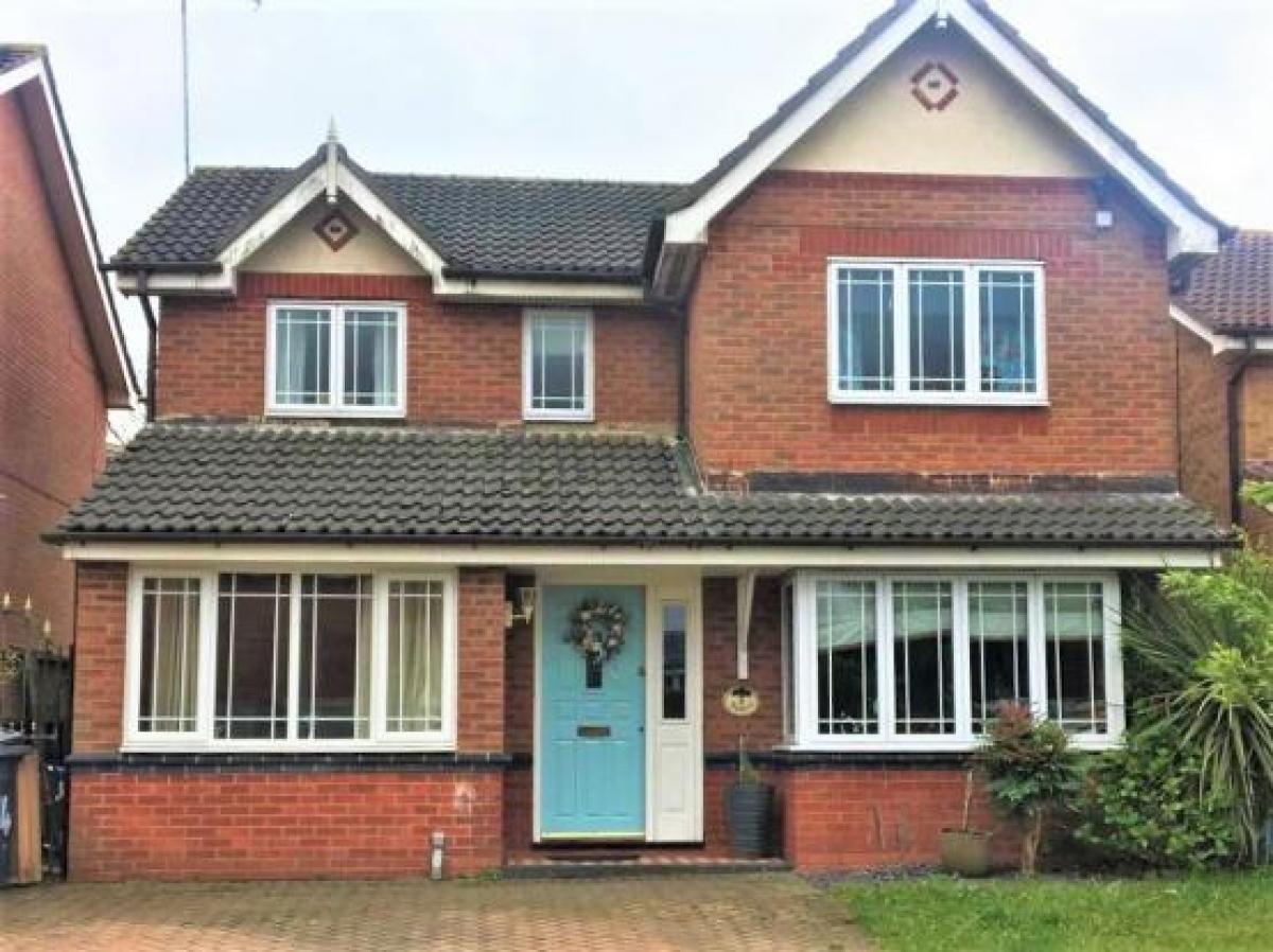 Picture of Home For Sale in Skelmersdale, Lancashire, United Kingdom