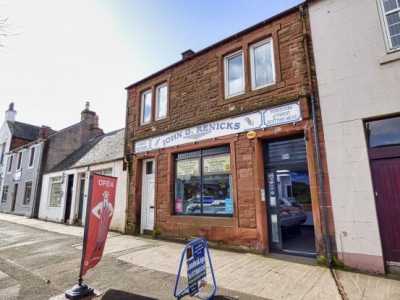 Home For Sale in Thornhill, United Kingdom