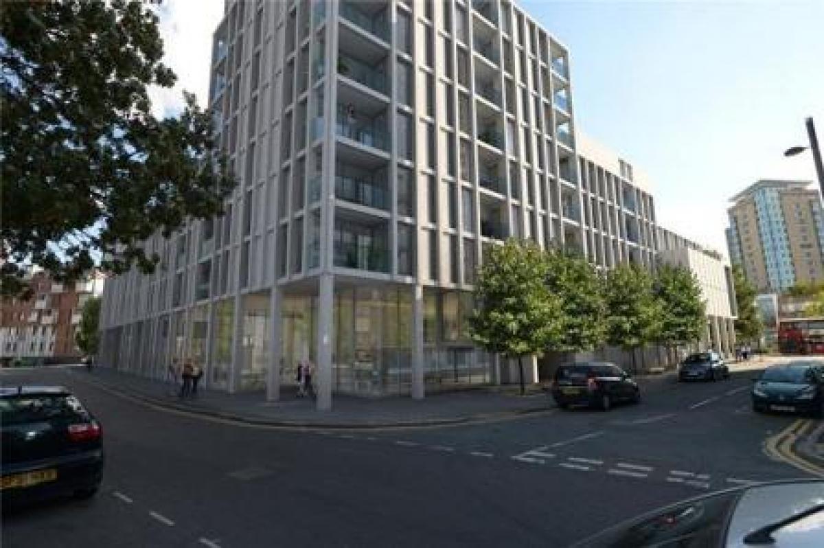 Picture of Condo For Sale in London, Greater London, United Kingdom