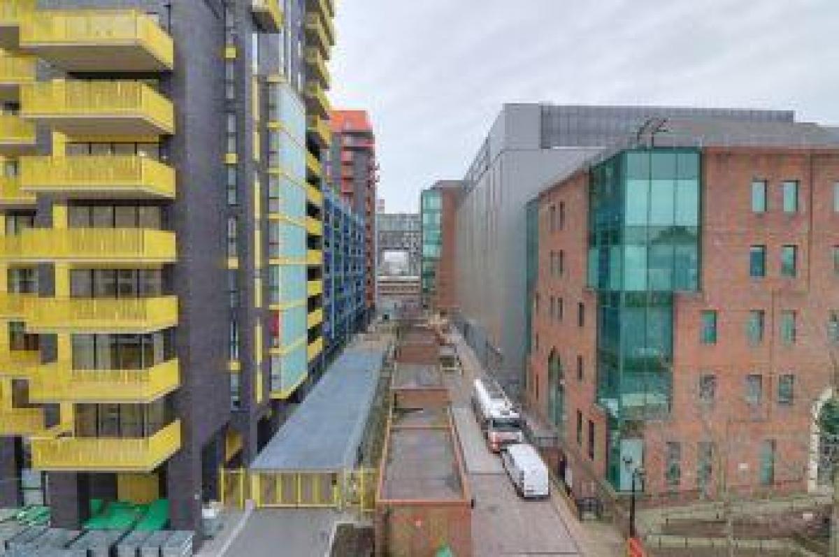 Picture of Condo For Sale in London, Greater London, United Kingdom