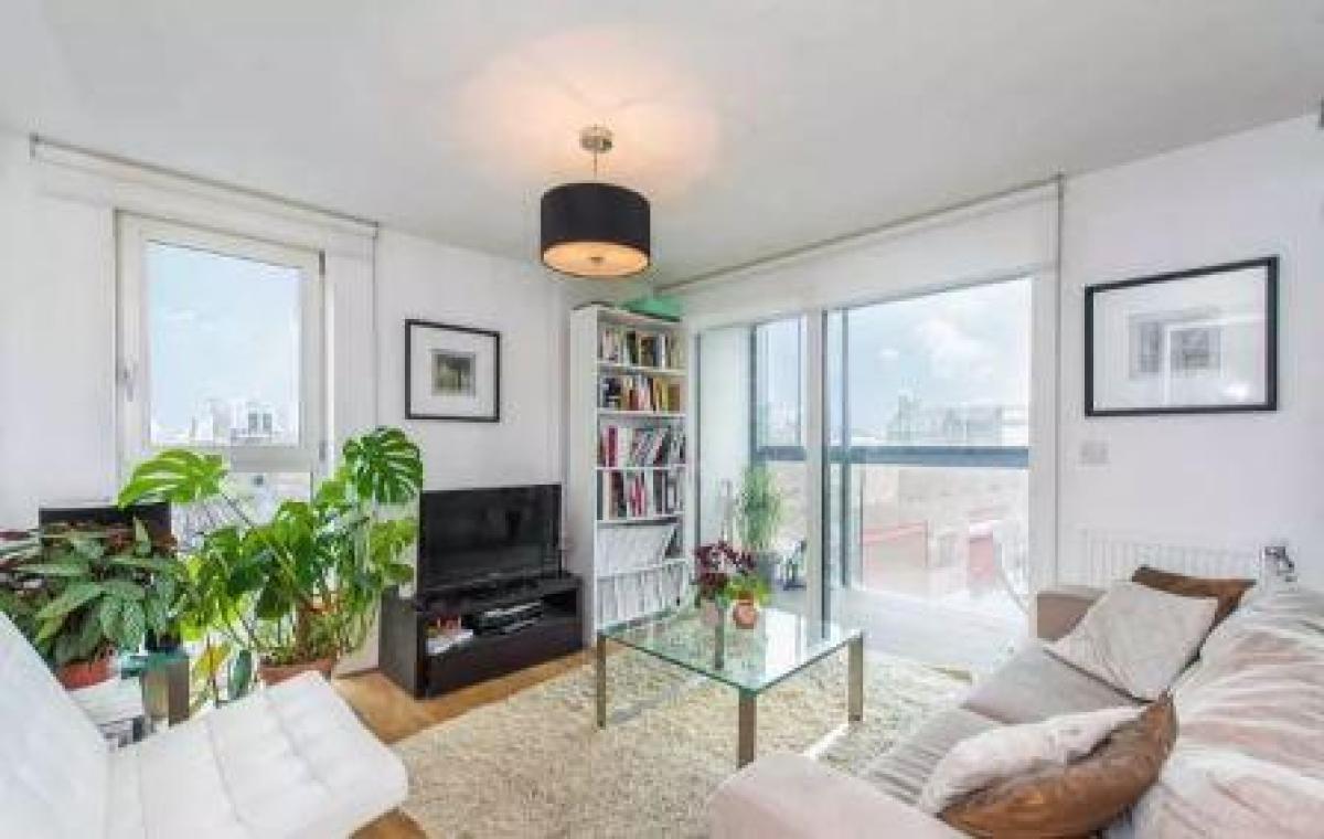 Picture of Condo For Sale in London, Greater London, United Kingdom