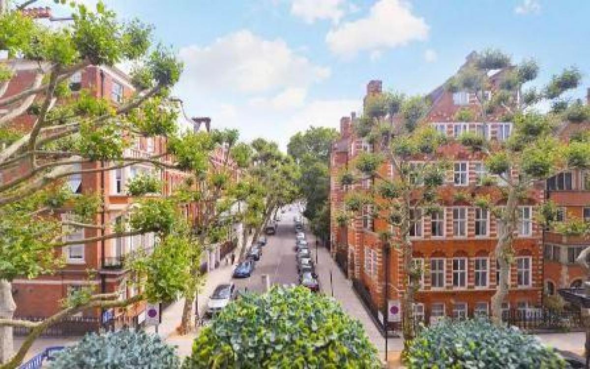 Picture of Condo For Sale in London, Greater London, United Kingdom