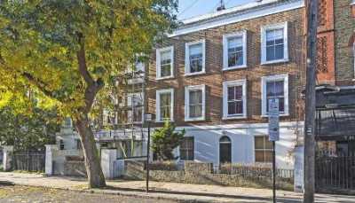 Condo For Sale in London, United Kingdom