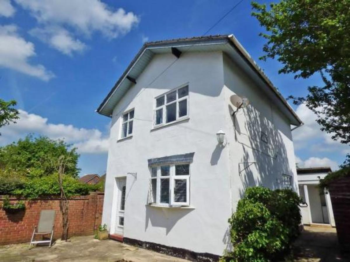 Picture of Home For Sale in Northwich, Cheshire, United Kingdom