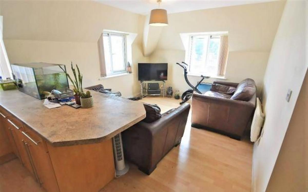Picture of Apartment For Sale in Nottingham, Nottinghamshire, United Kingdom