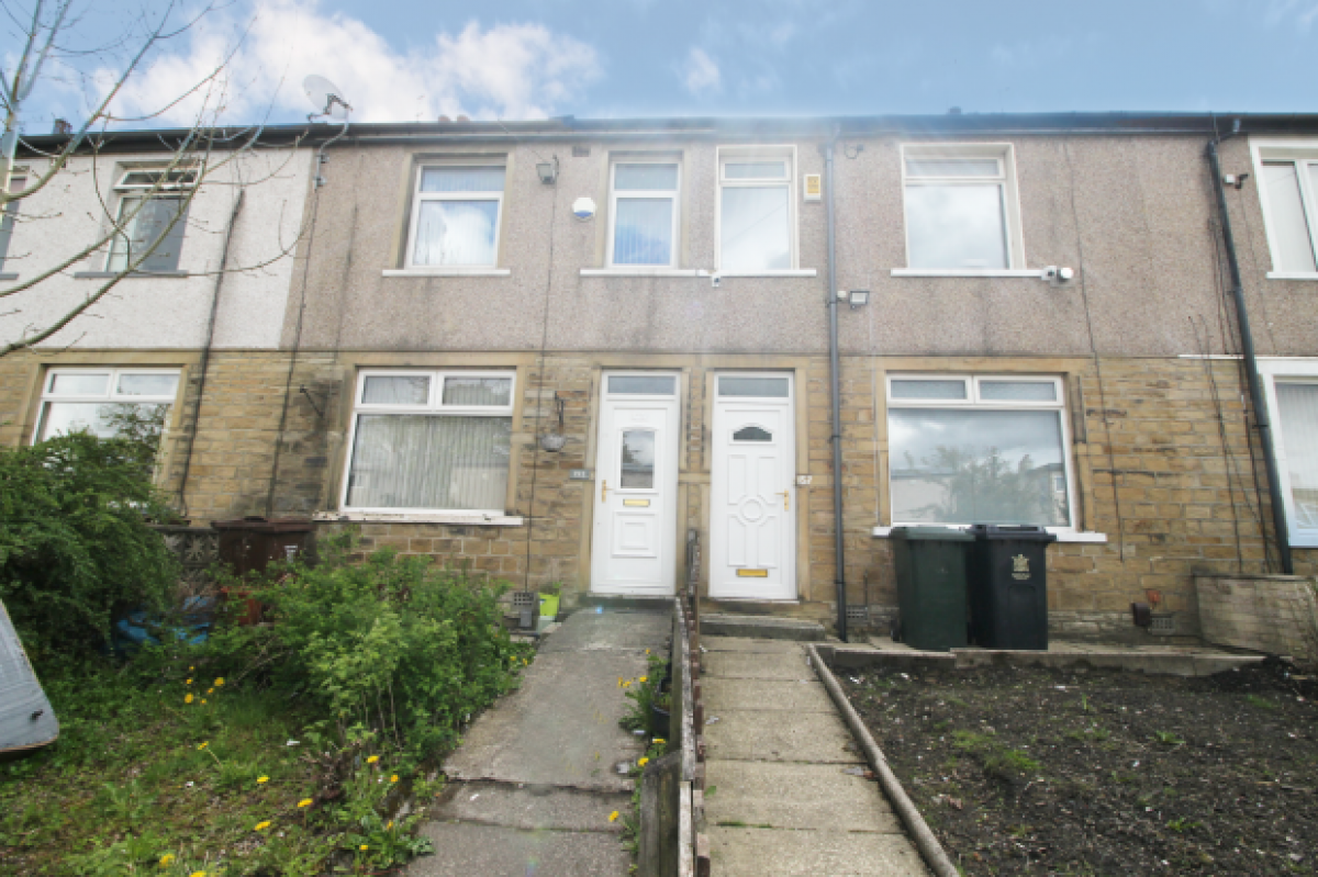Picture of Home For Sale in Bradford, West Yorkshire, United Kingdom