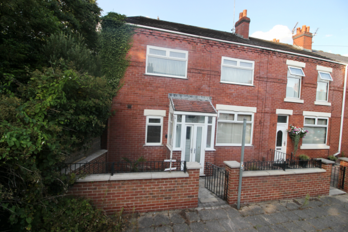 Picture of Home For Sale in Manchester, Greater Manchester, United Kingdom
