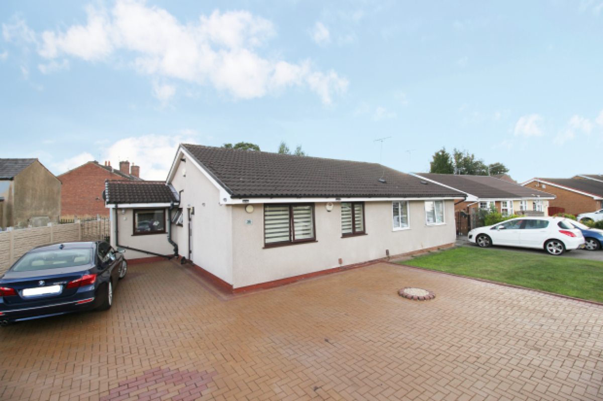 Picture of Bungalow For Sale in Liverpool, Merseyside, United Kingdom