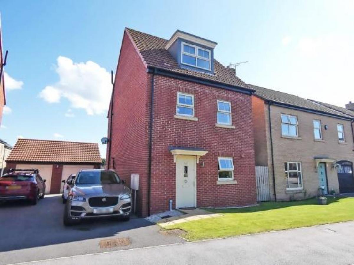 Picture of Home For Sale in Rotherham, South Yorkshire, United Kingdom