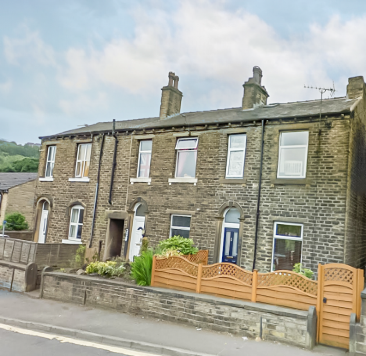 Picture of Home For Sale in Huddersfield, West Yorkshire, United Kingdom
