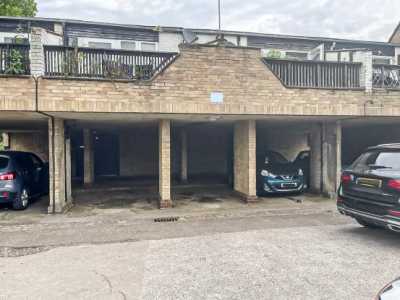Apartment For Sale in Basildon, United Kingdom