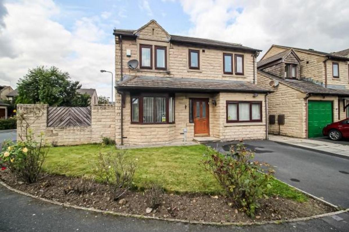 Picture of Home For Sale in Bradford, West Yorkshire, United Kingdom