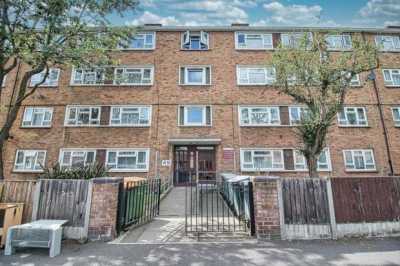 Apartment For Sale in East Ham, United Kingdom