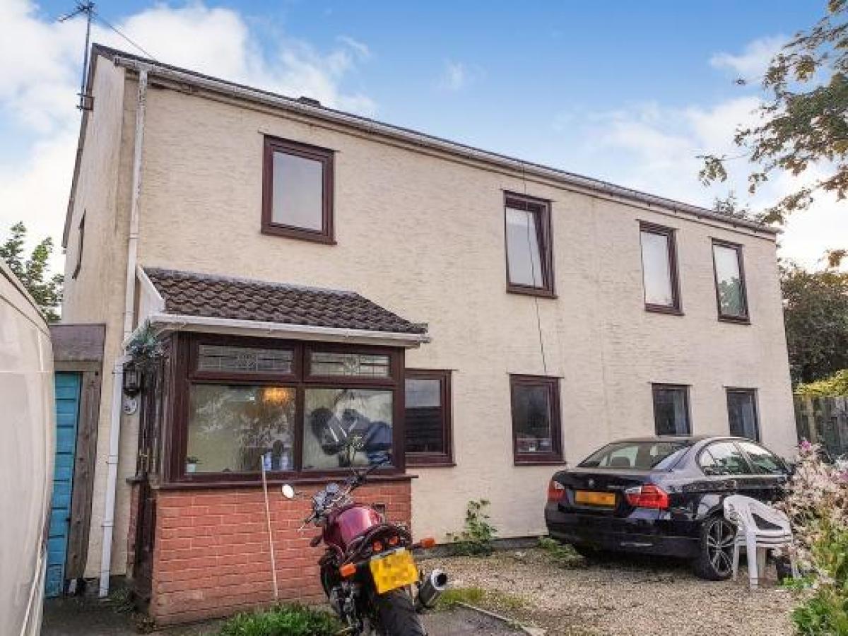 Picture of Home For Sale in Caldicot, Monmouthshire, United Kingdom