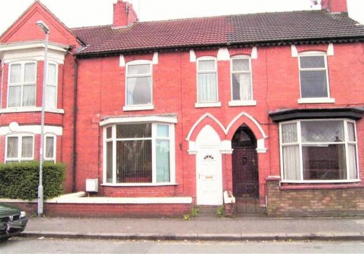 Picture of Home For Sale in Crewe, Cheshire, United Kingdom