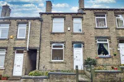 Home For Sale in Huddersfield, United Kingdom