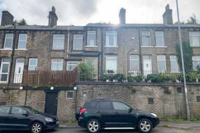 Home For Sale in Huddersfield, United Kingdom