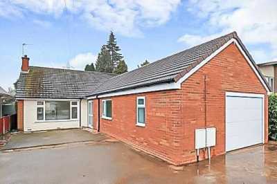 Bungalow For Sale in Nuneaton, United Kingdom