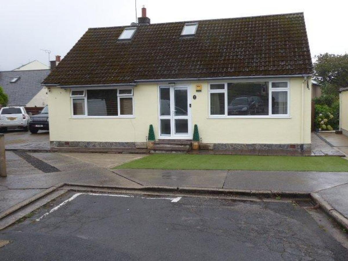 Picture of Bungalow For Sale in Ramsey, Cambridgeshire, United Kingdom
