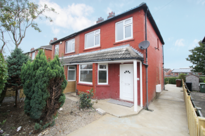 Home For Sale in Leeds, United Kingdom